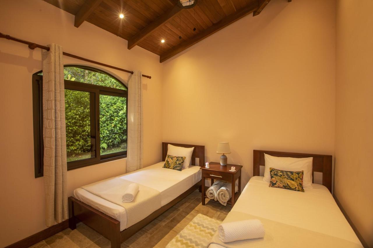 "Hana'S Celeste Retreat" Large Modern Villa Sleeps 6 On 20 Acres Of Nature! Bijagua Eksteriør bilde
